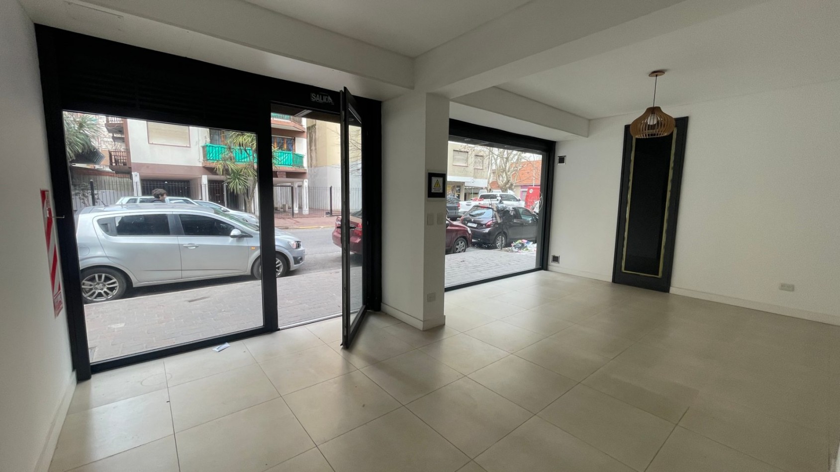 ALQUILER LOCAL COMERCIAL 