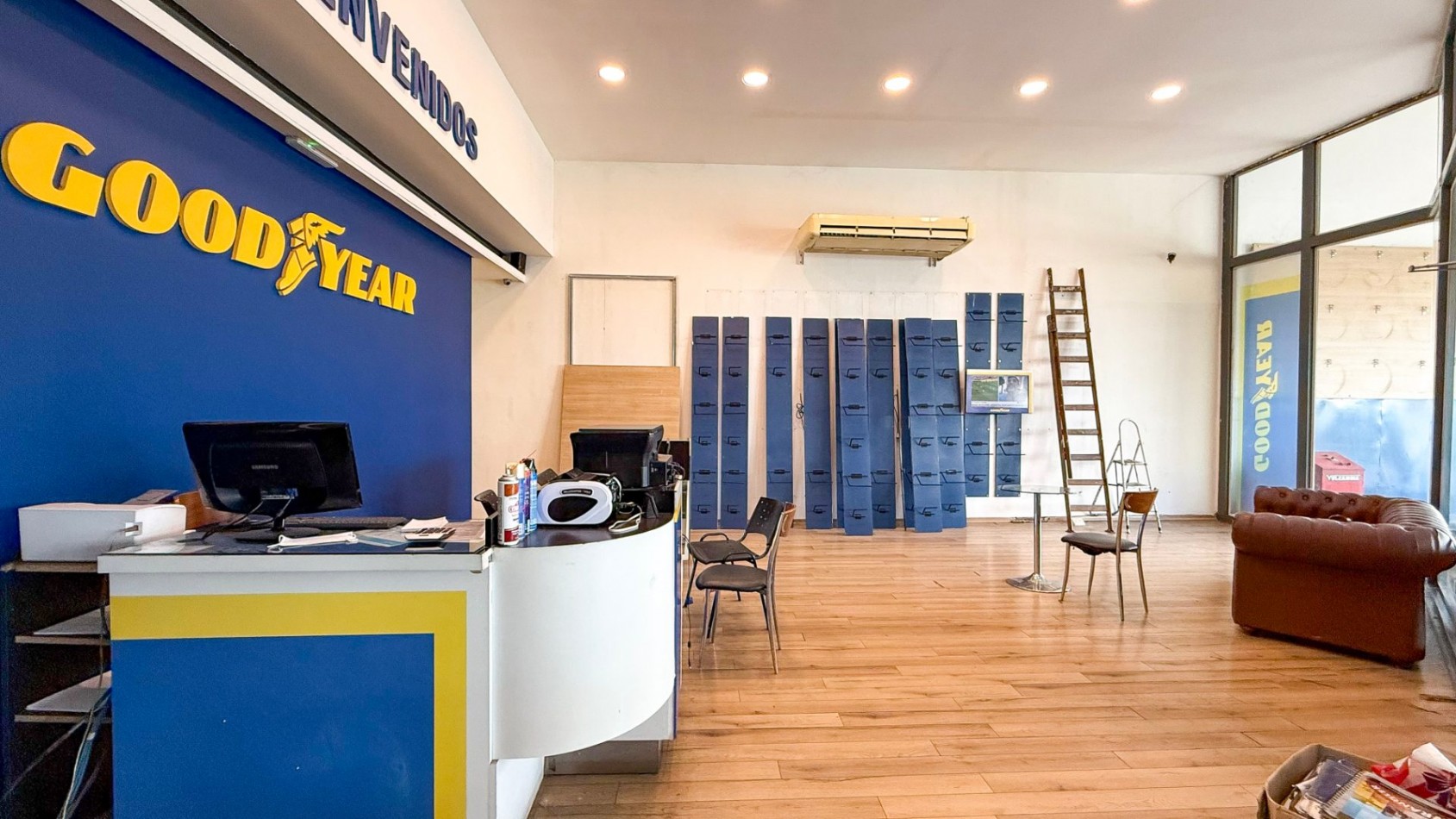 Local en alquiler 400mt2 mas oficinas av. champagnat