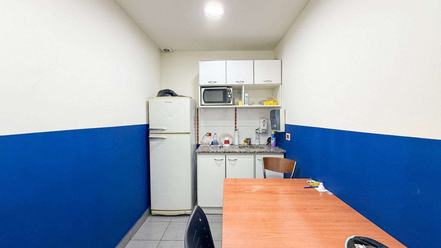 Local en alquiler 400mt2 mas oficinas av. champagnat