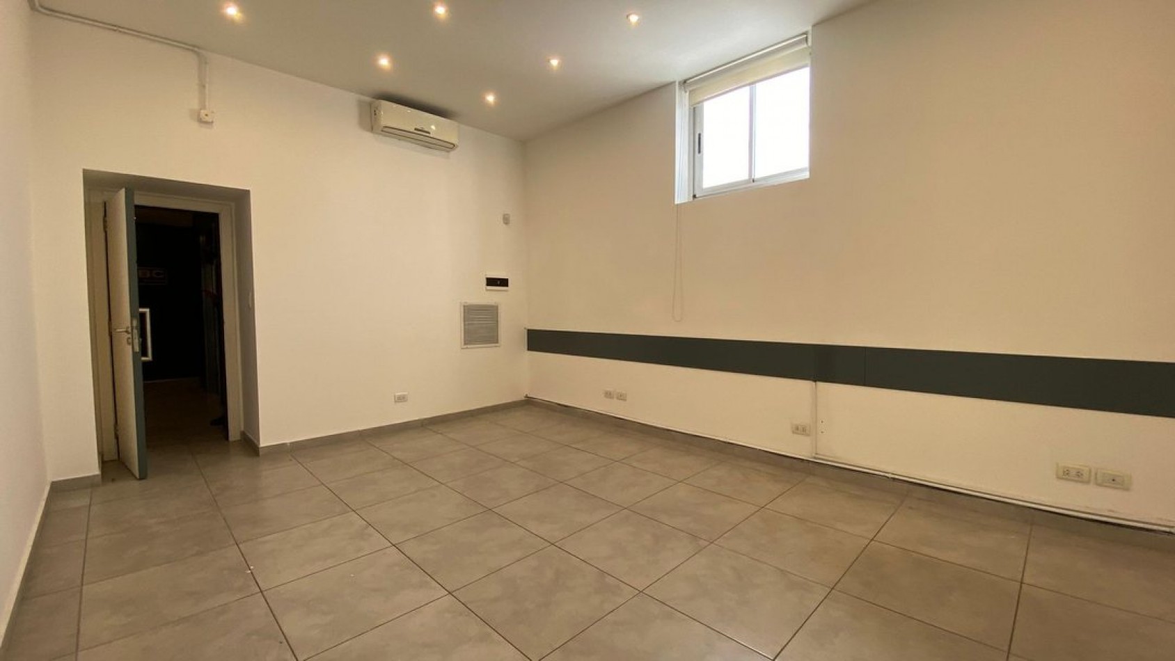 OFICINA EN ALQUILER 30MT2 SAN JOSE 