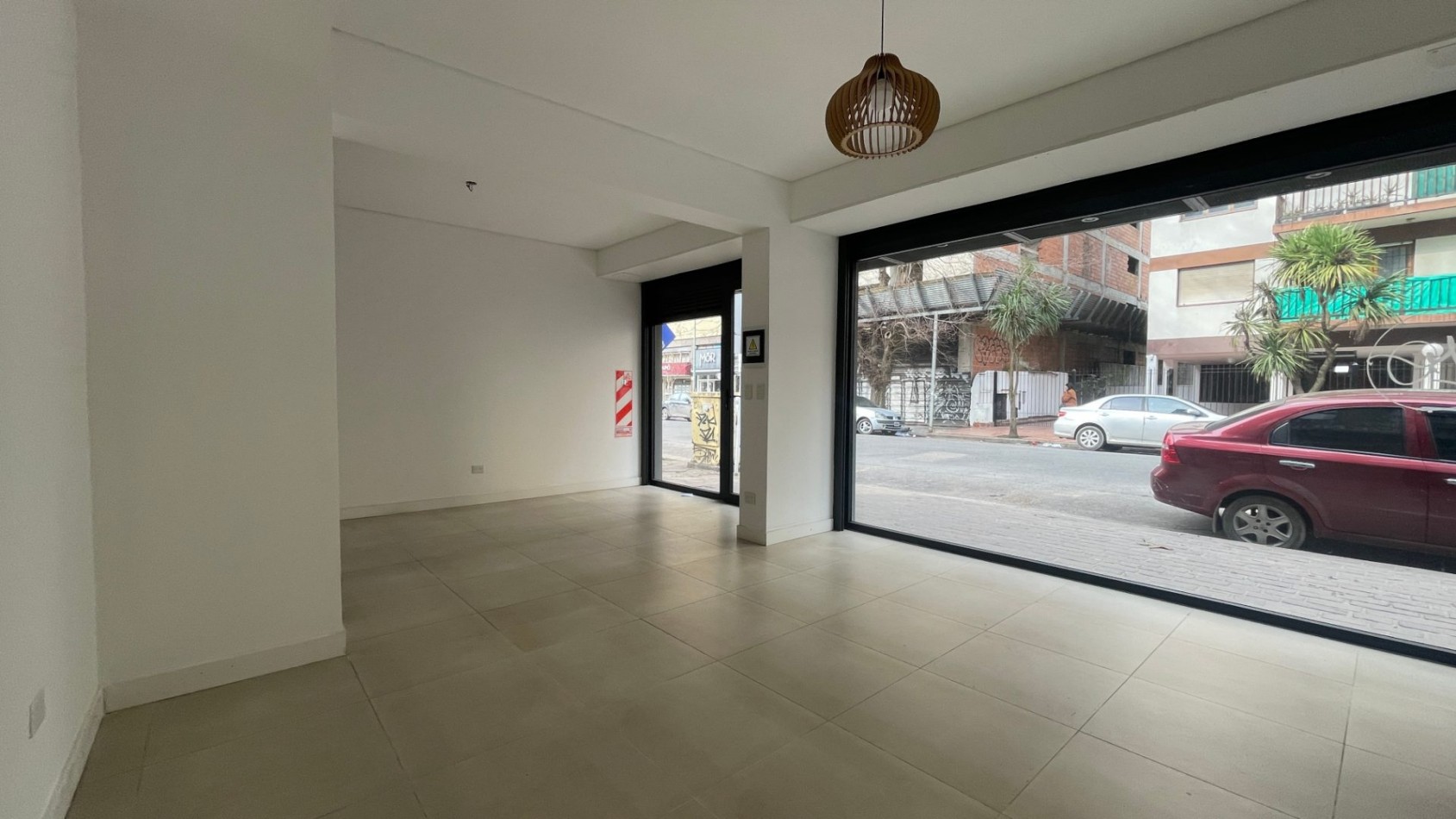 VENTA LOCAL EN VENTA 40MT2 MACROCENTRO
