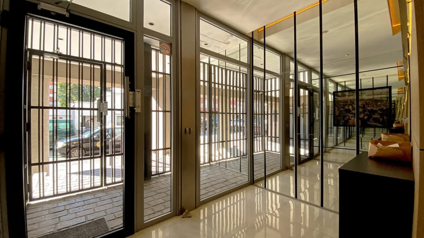 OFICINA EN VENTA CON RENTA 