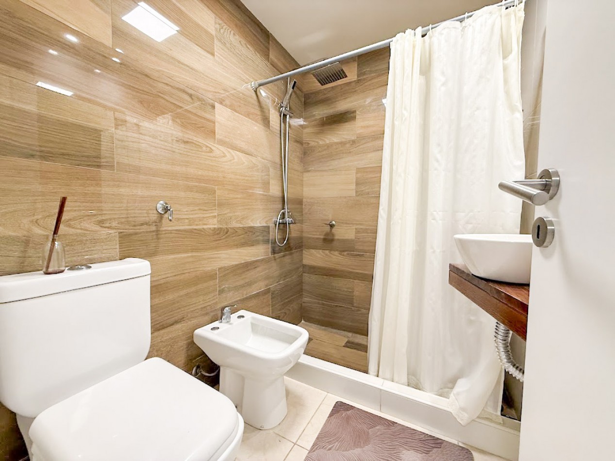 VENTA DEPARTAMENTO 2 AMBIENTES RECICLADO PLAZA COLON 