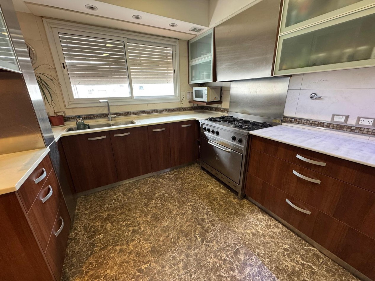 VENTA DEPARTAMENTO 4 AMBIENTES PLAZA MITRE 
