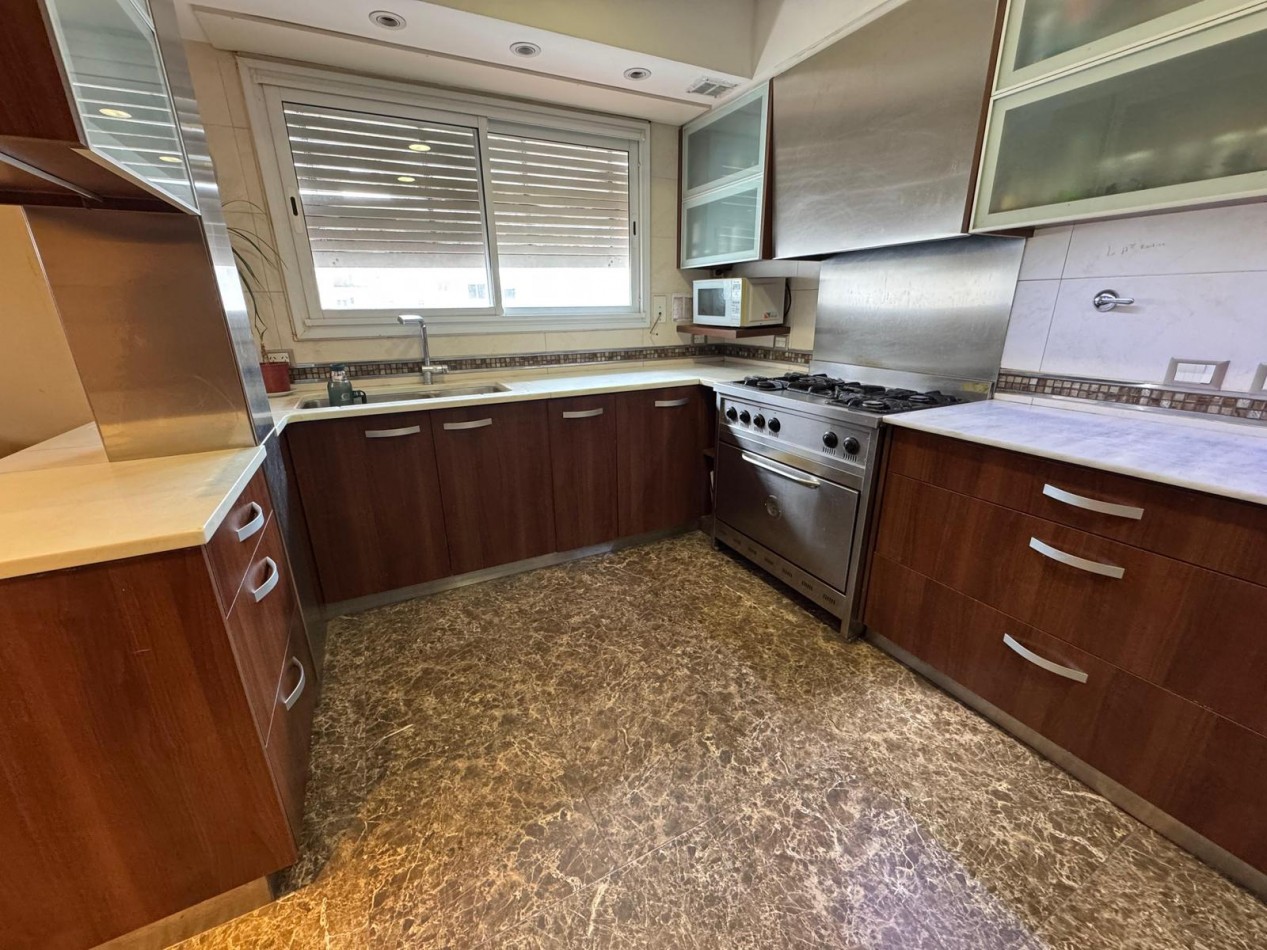 VENTA DEPARTAMENTO 4 AMBIENTES PLAZA MITRE 