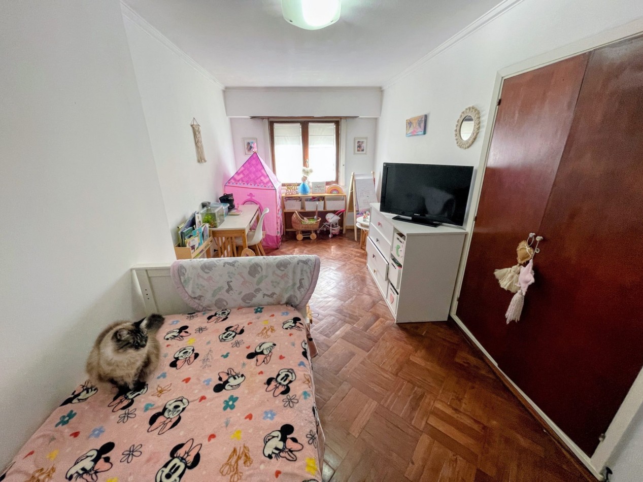 VENTA CASA 6 AMBIENTES CON QUINCHO Y COCHERA ZONA TERMINAL