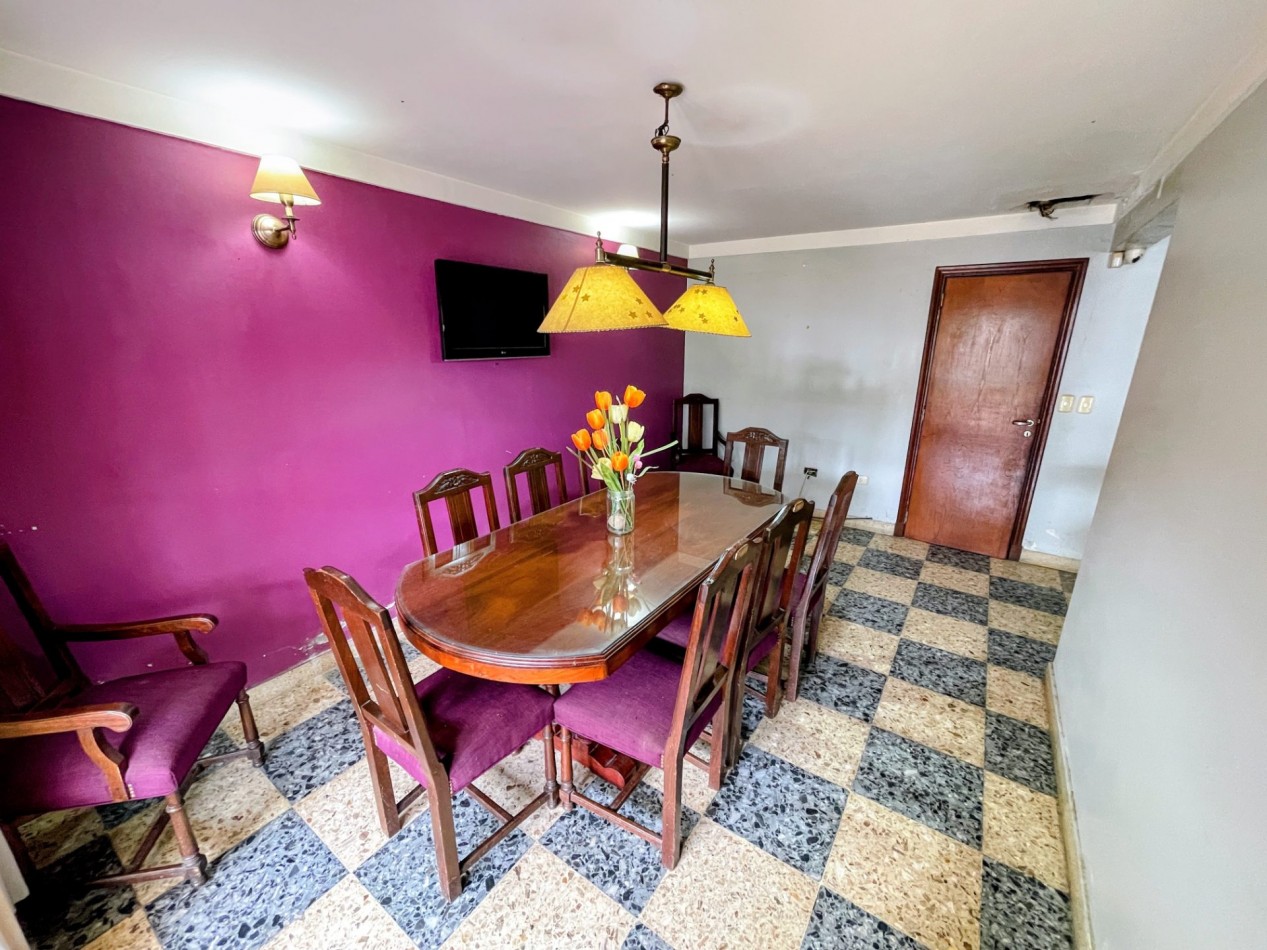 VENTA CASA 6 AMBIENTES CON QUINCHO Y COCHERA ZONA TERMINAL
