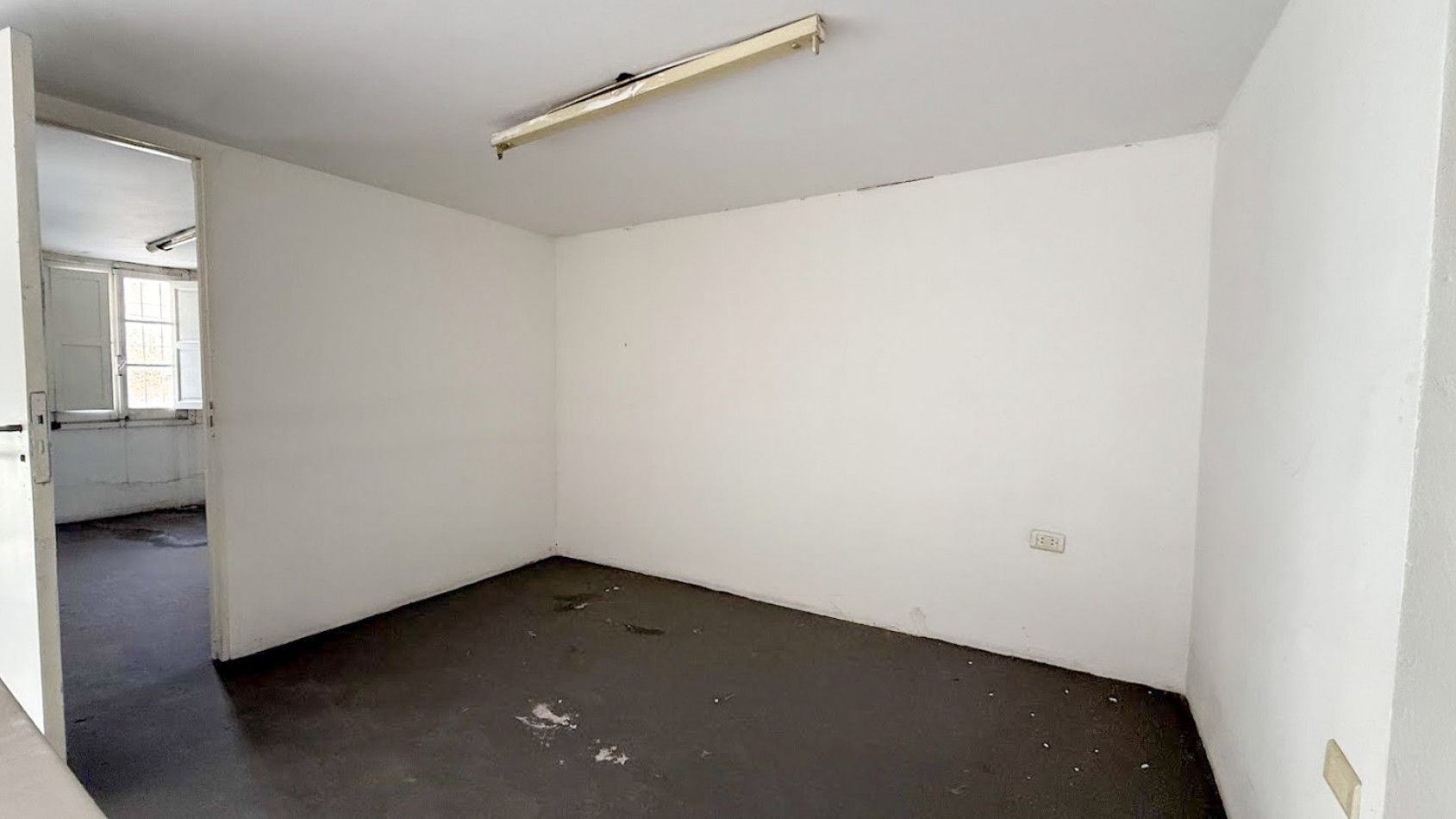 VENTA LOCAL COMERCIAL 330MT2 SAN JUAN