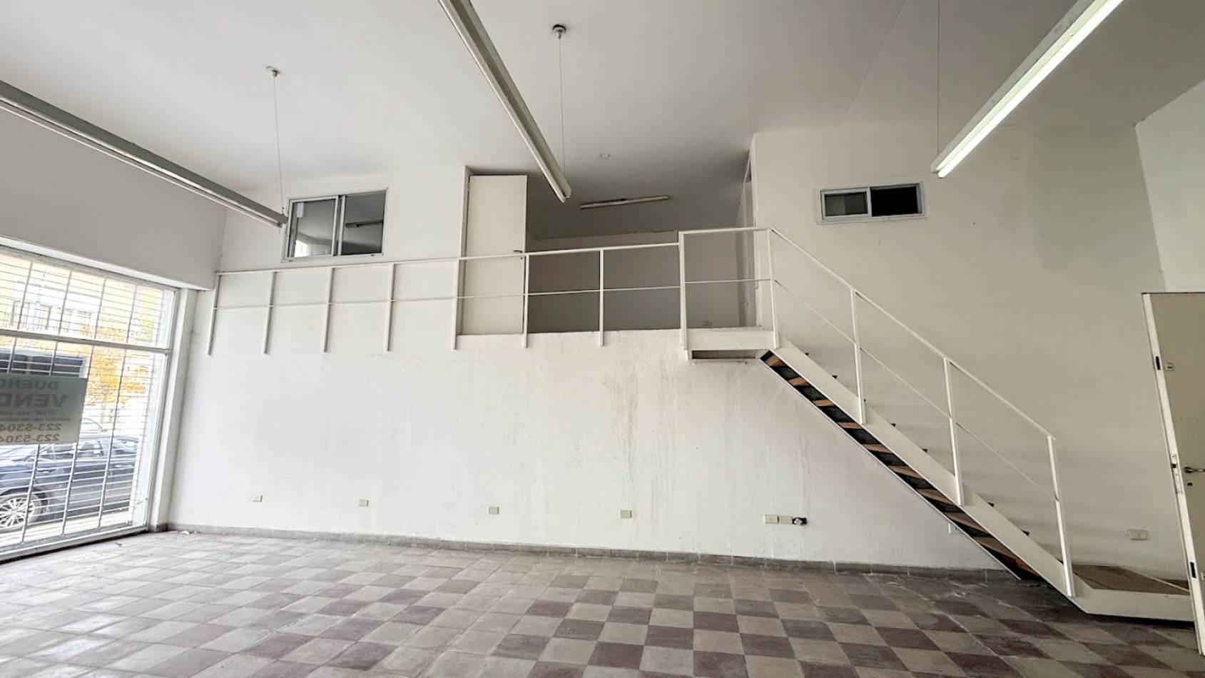 VENTA LOCAL COMERCIAL 330MT2 SAN JUAN