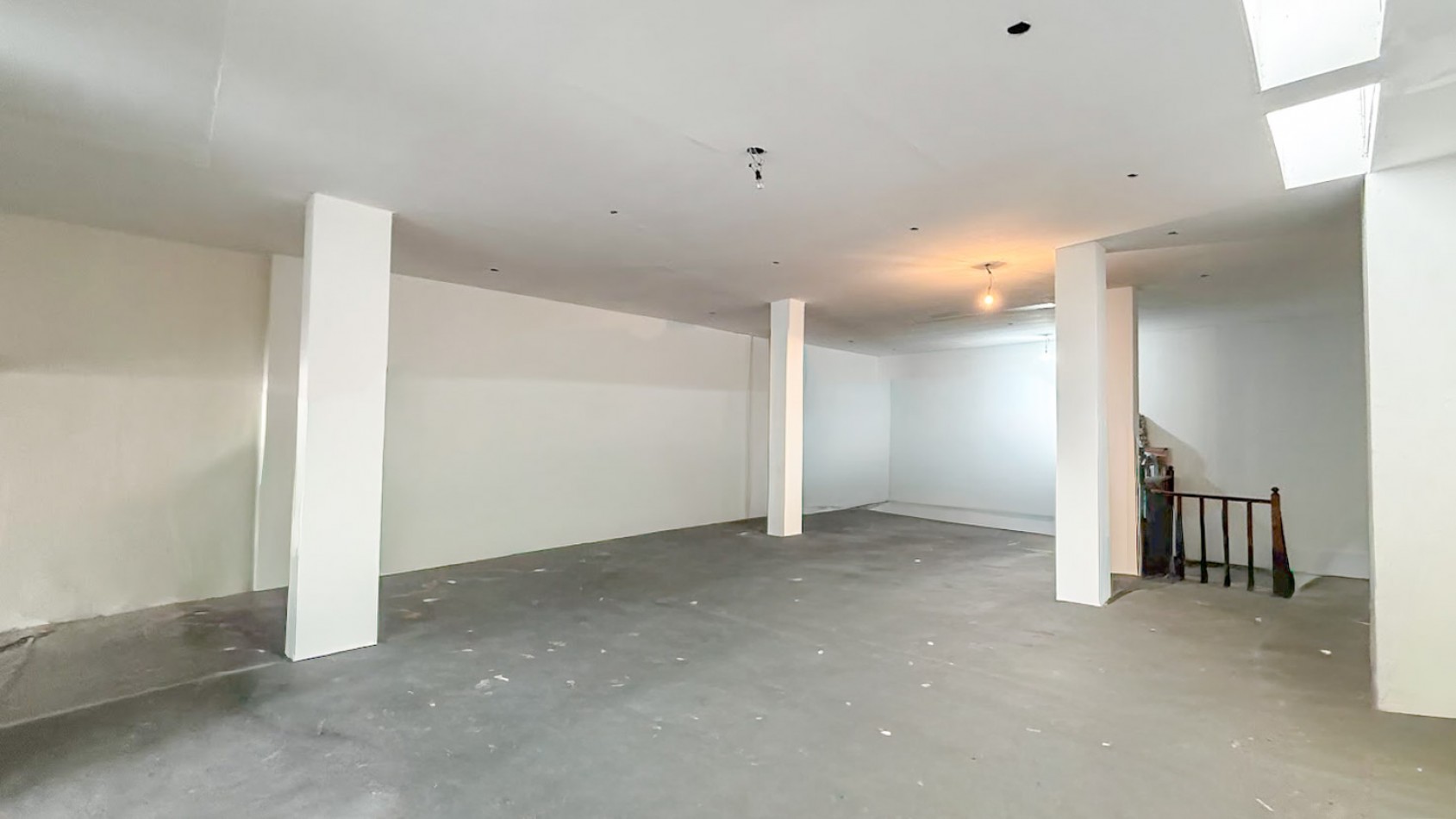 VENTA LOCAL COMERCIAL 330MT2 SAN JUAN