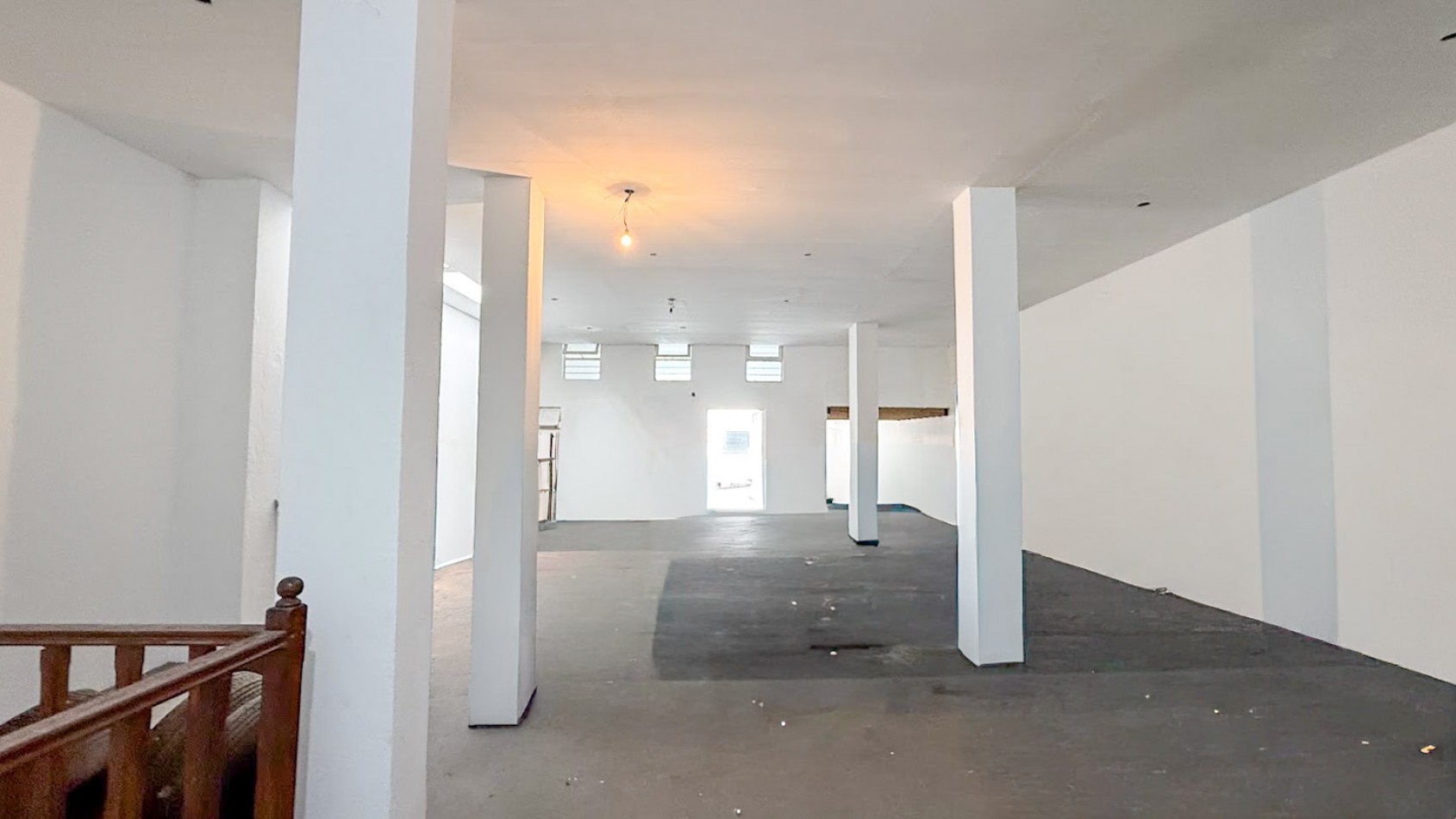 VENTA LOCAL COMERCIAL 330MT2 SAN JUAN